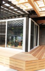 ウッドデッキテラス