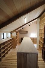 オーダーサイズの本棚