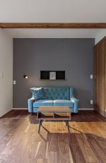 ニッチを設置しベッドヘッドに