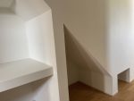 階段下を利用した収納
